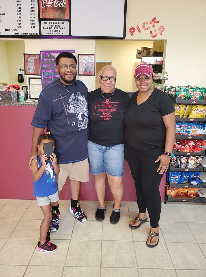 Ms. B's Sub Shop Customers reviews