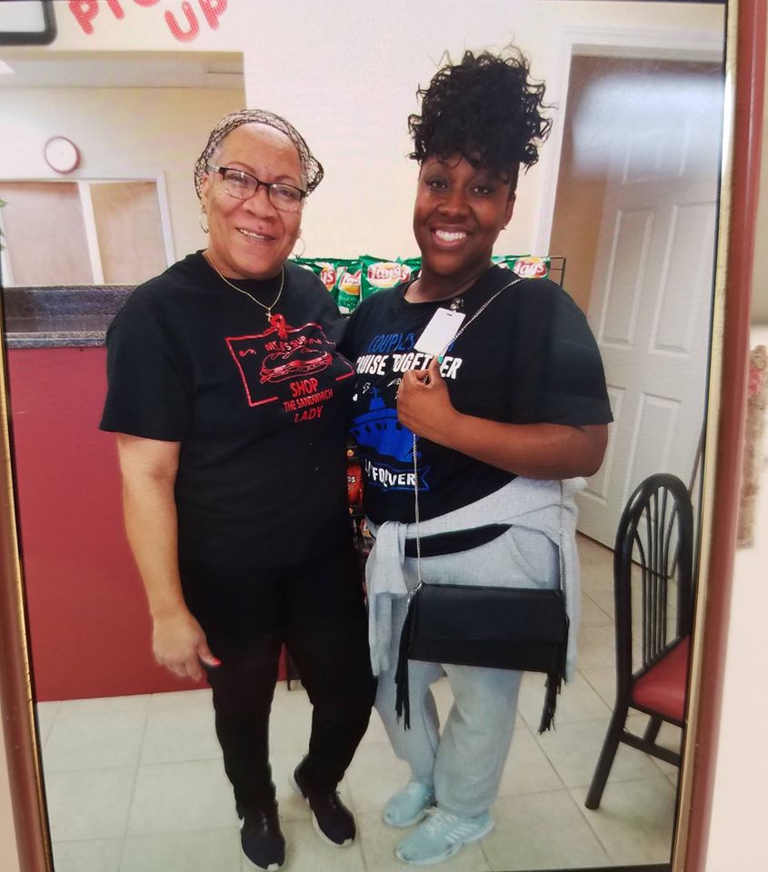 Ms. B's Sub Shop Customers reviews