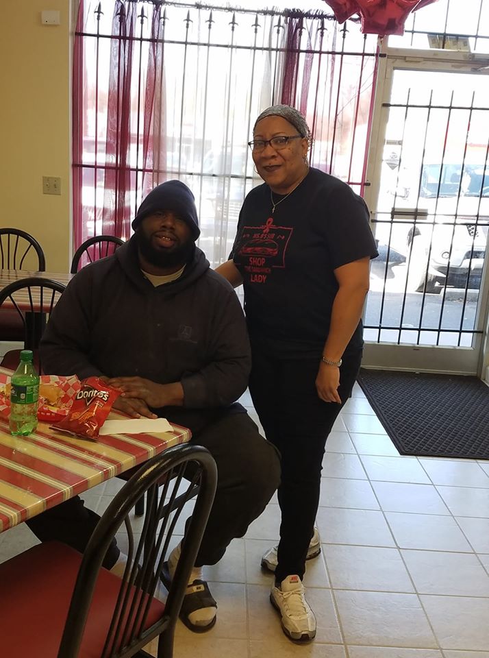 Ms. B's Sub Shop Customers reviews