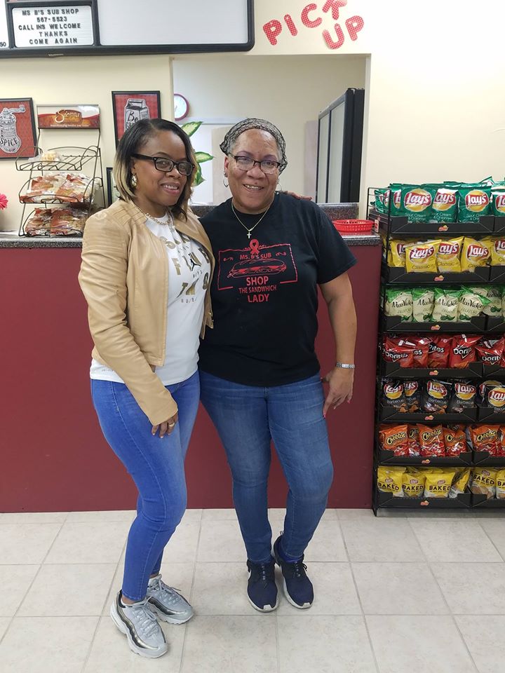 Ms. B's Sub Shop Customers reviews