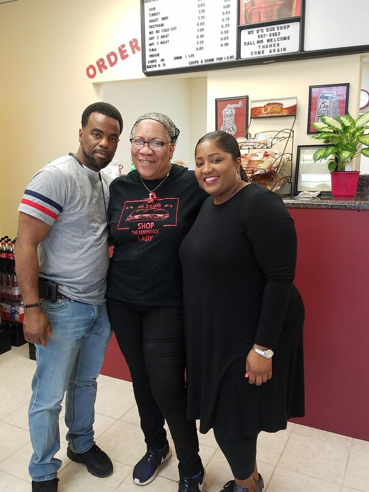 Ms. B's Sub Shop Customers reviews