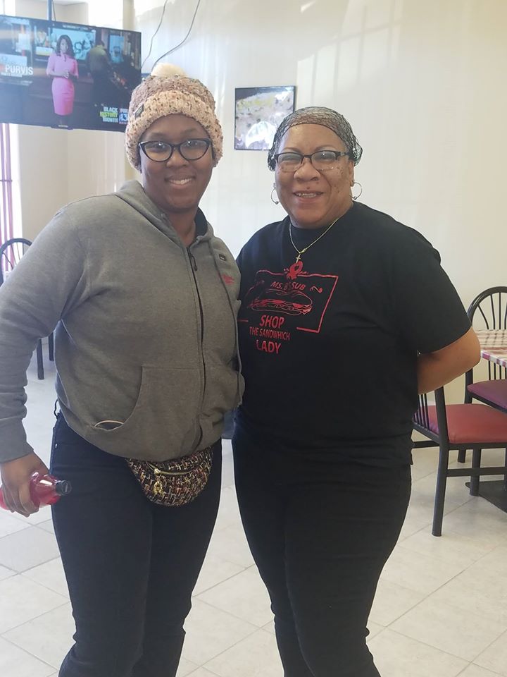 Ms. B's Sub Shop Customers reviews