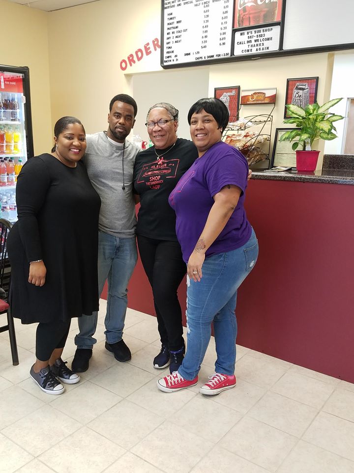 Ms. B's Sub Shop Customers reviews
