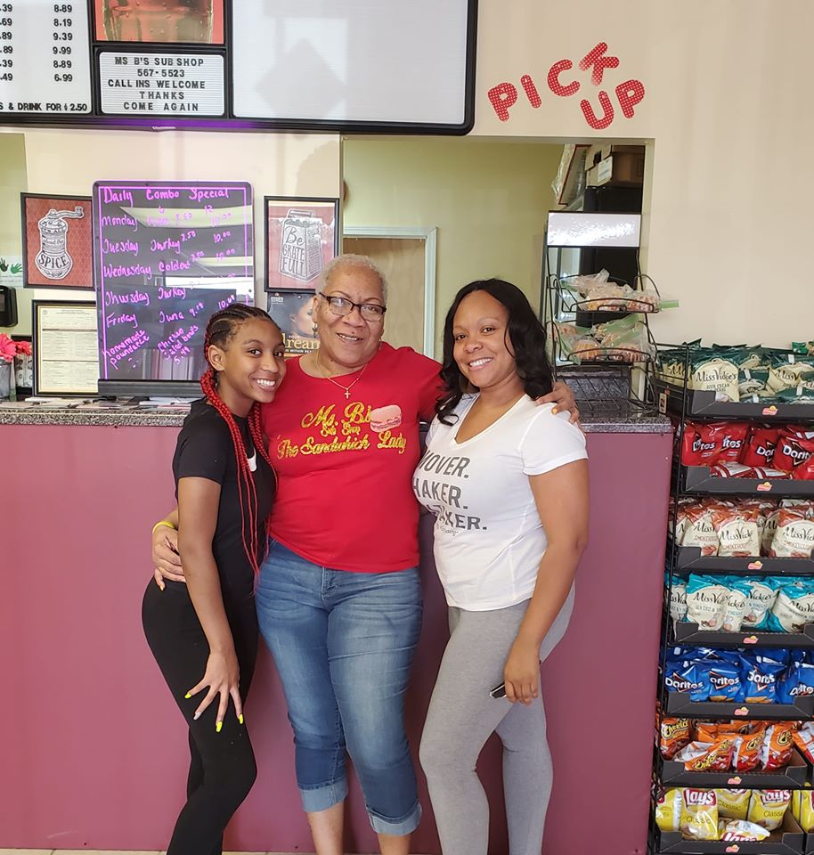 Ms. B's Sub Shop Customers reviews